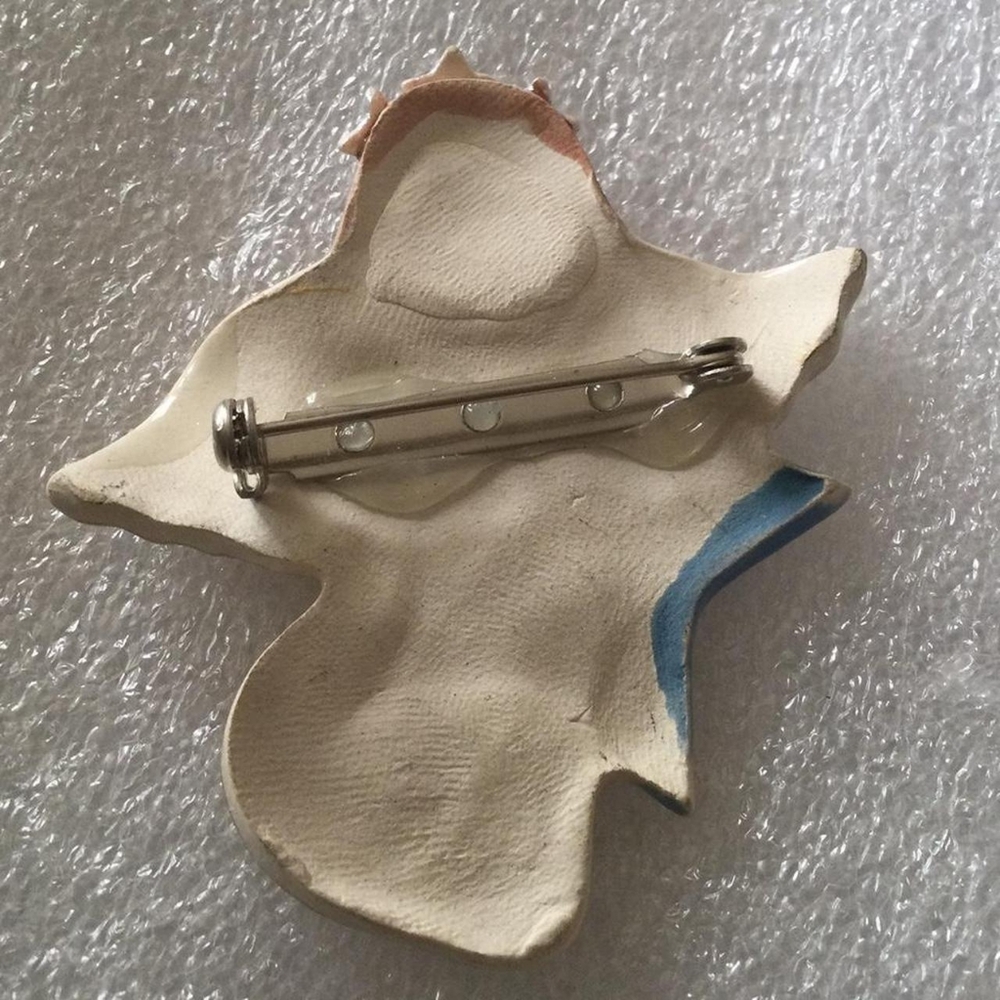 Angel pin - Picture 2 of 2